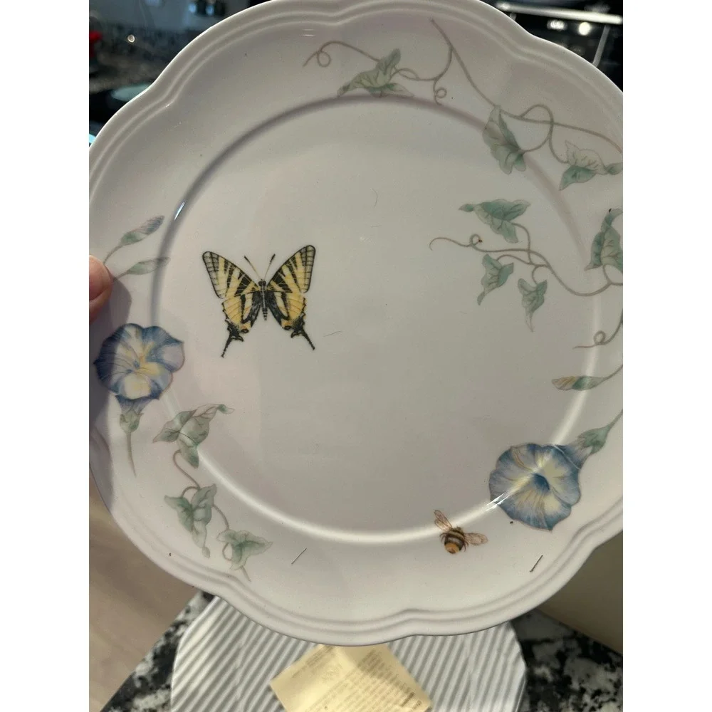 Lenox Butterfly Meadow Covered Round Butter Dish Louise Le Luyer Porcelain White